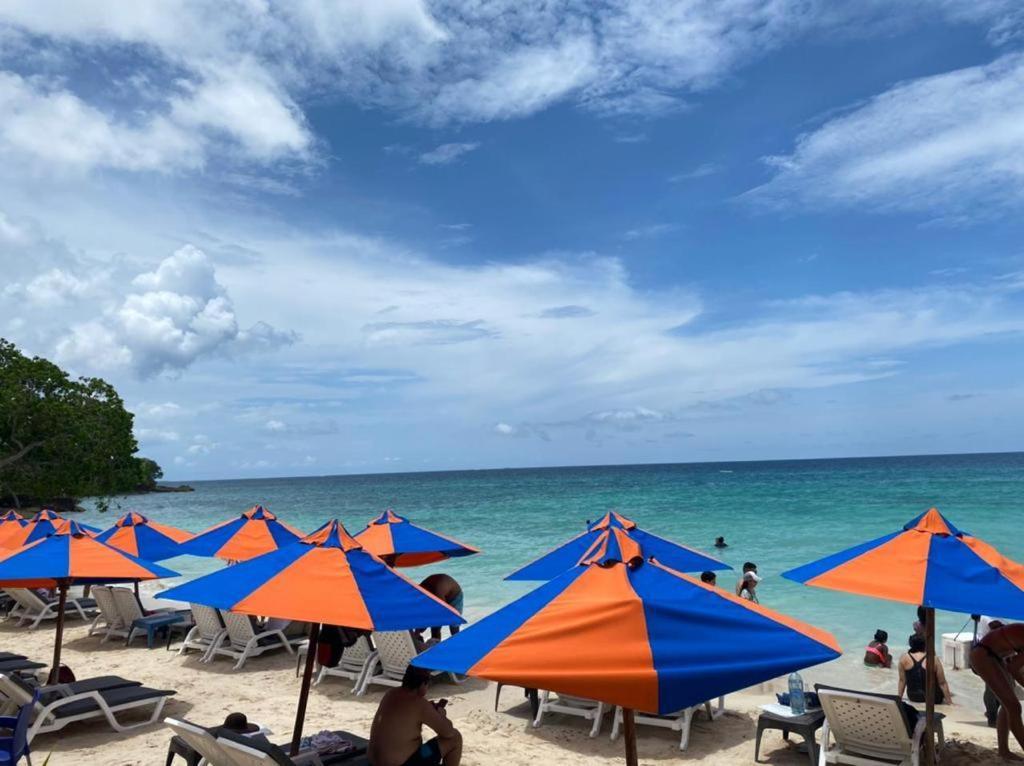 Отель Playa Surf Бару Экстерьер фото